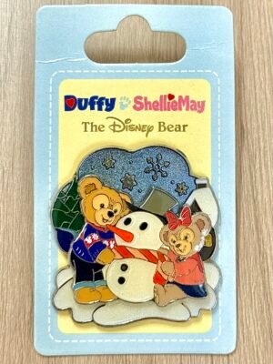 Duffy and ShellieMay Building Snowman