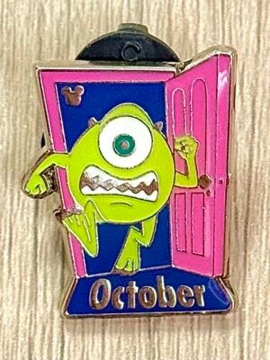 HM Mike October Door