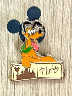 HM Pluto Autograph