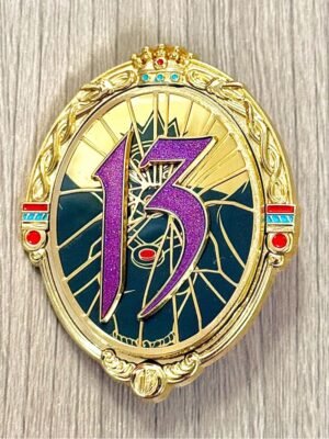 Evil Queen with Magic Mirror Base