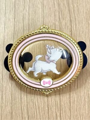 Marie Oval Frame