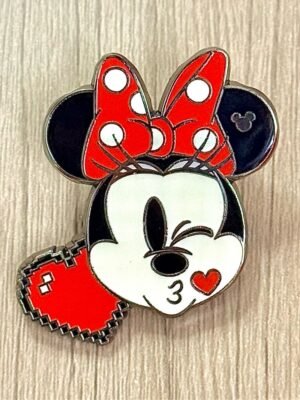 HM Emoji Minnie Love